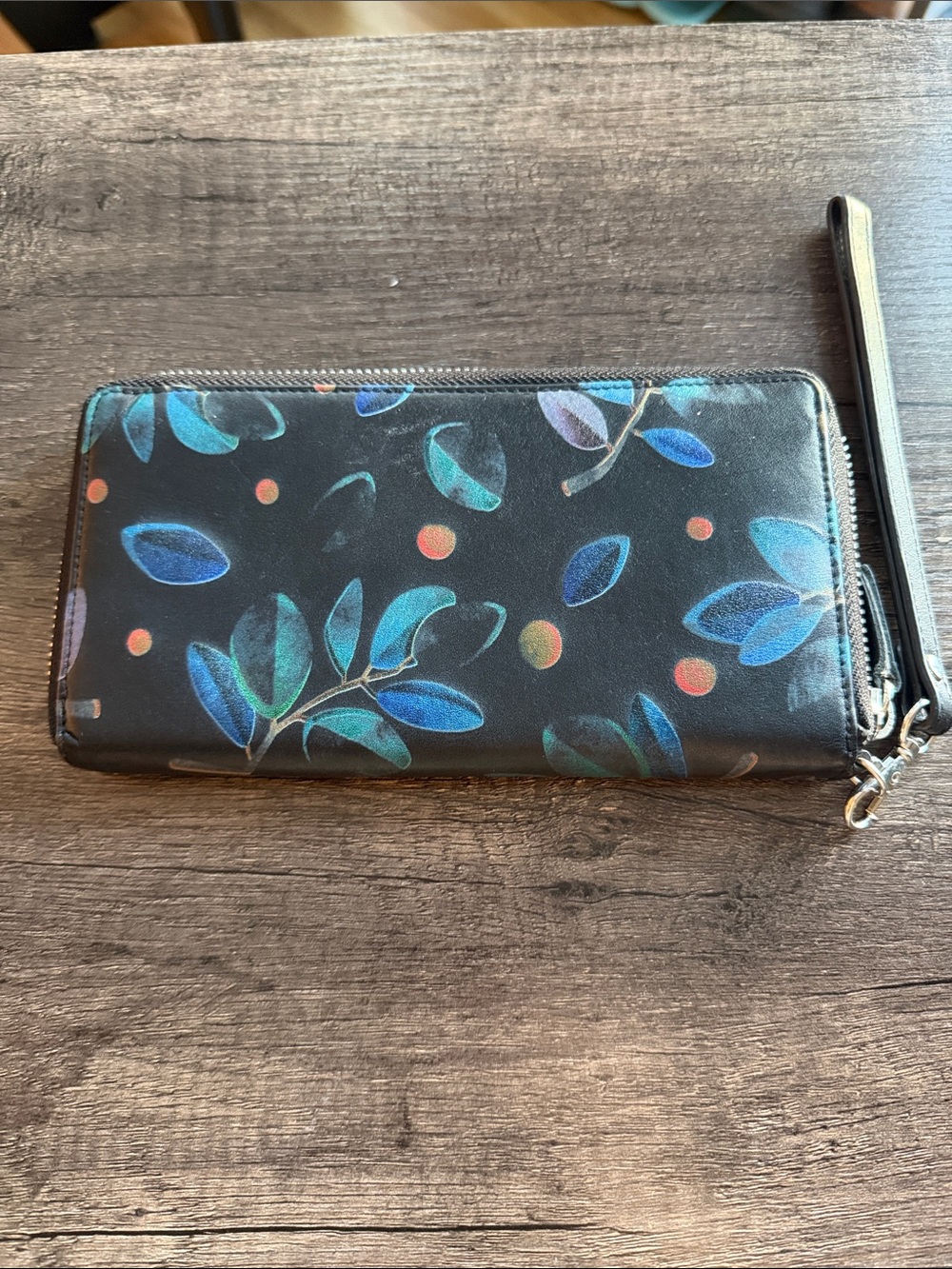 Ted Baker London Black with Blue Floral designed wallet - Picture 2 of 4